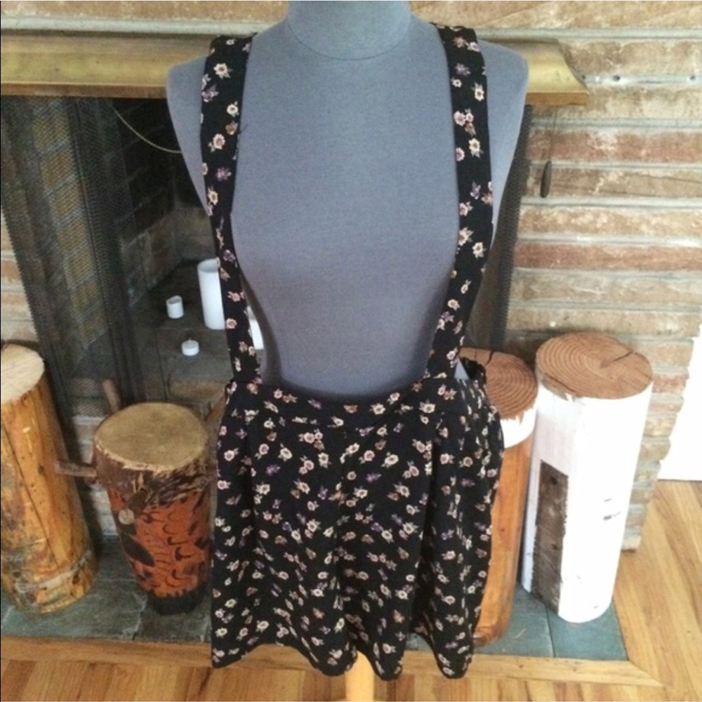 Forever 21 Plus Floral Overall Shorts